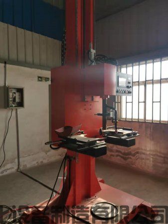 江蘇領(lǐng)超引進(jìn)四套全自動(dòng)焊接設(shè)備(2) 江蘇領(lǐng)超引進(jìn)四套全自動(dòng)焊接設(shè)備(2)